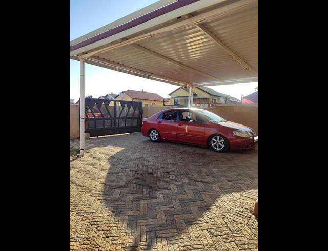 2 BEDROOM HOUSE FOR SALE IN SOSHANGUVE VV